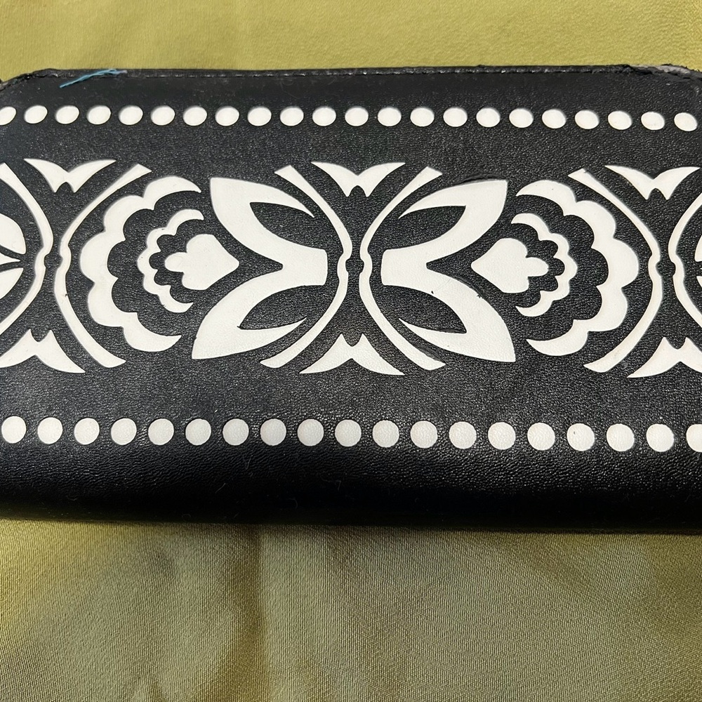 Vera Bradley Faux Leather Black & White Wallet New